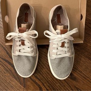 OluKai casual show, brand new, wrong size and missed window return time.